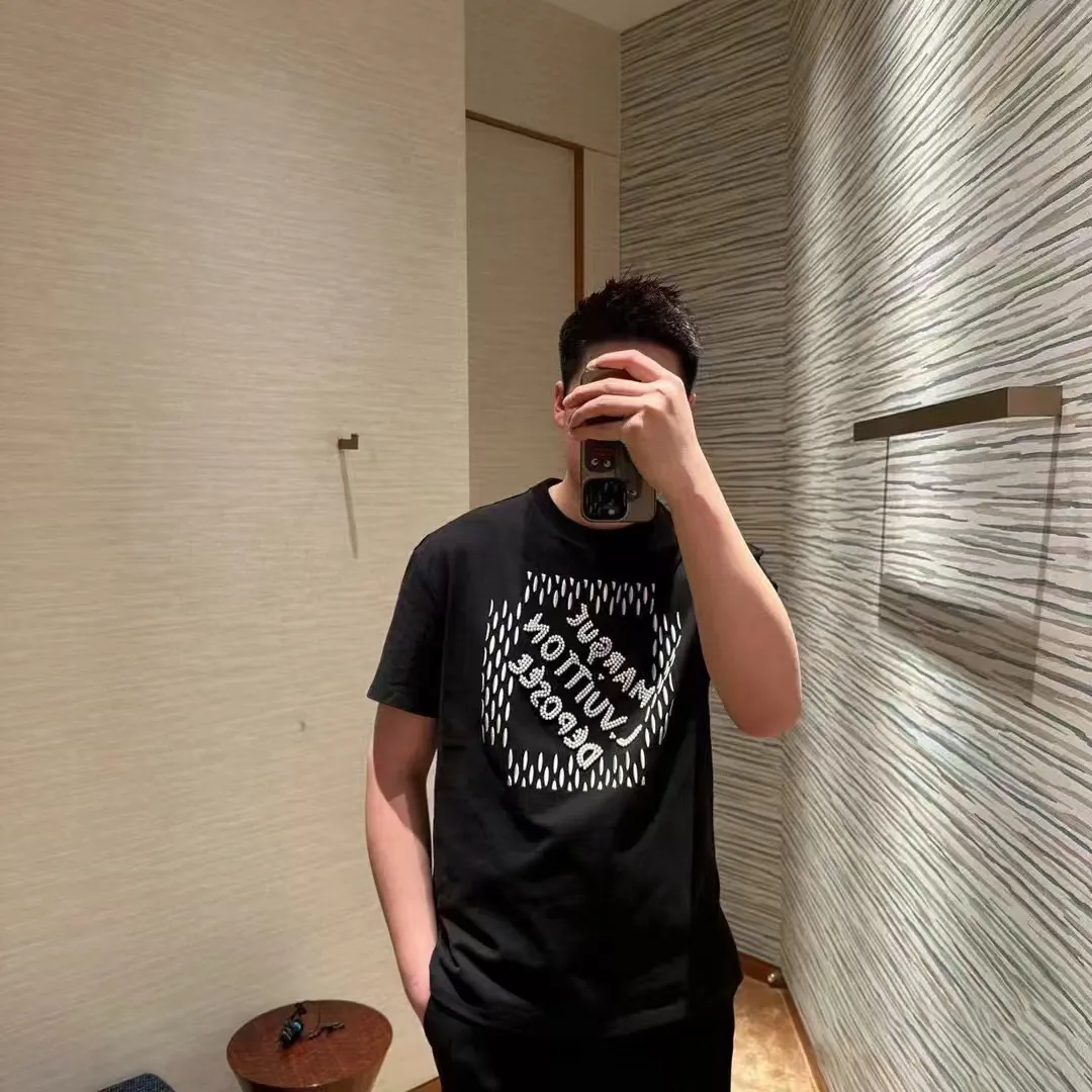Louis Vuitton/